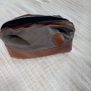 Razor MD signature dopp bag 9x6